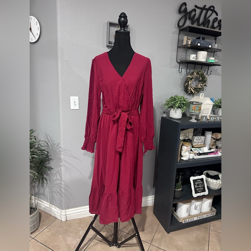 Elegant Red V-Neck Dress